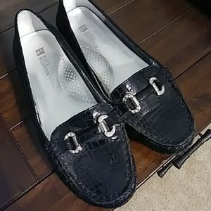 Black White Mountain loafers